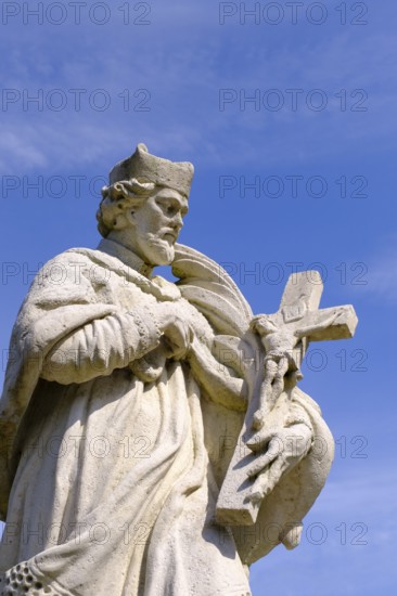 St. Nepomuk, Statue an der Alz, Altenmarkt an der Alz, Chiemgau, Upper Bavaria, Bavaria, Germany