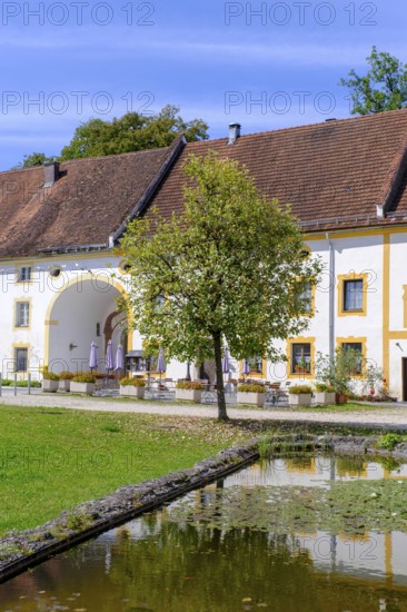 Klosterbräustüberl, Gasthaus, Kloster Baumberg, Altenmarkt an der Alz, Chiemgau, Upper Bavaria, Bavaria, Germany