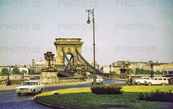 Cars near Széchenyi Chain Bridge, Budapest, Hungary, Europe 1967 - Ford Taunus P5, Trabant 601, Wartburg 312 Camping