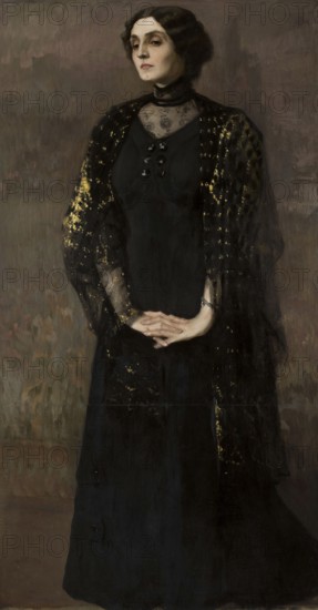 Kazimierz Stabrowski (b. 21 November 1869, d. 10 June 1929 in Garwolin), Polish painter: portrait of a woman (1900-1910), Portrait of a woman (1900-1910), authentic, digitally restored reproduction from a model from the early 20th century, exact date of depiction unknown, historical, Elegant portrait of a woman in a long black dress with a calm aura