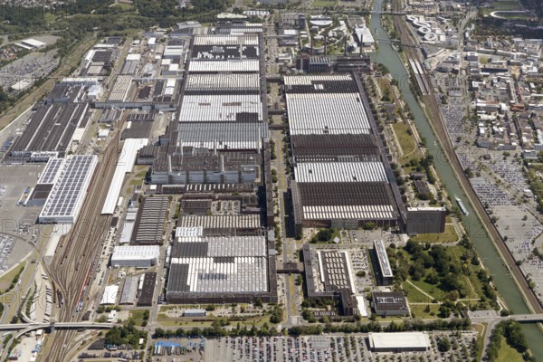 Germany, Europe, Wolfsburg, Lower Saxony, economy, car city, view, cityscape, work, working world, profession, job description, symbol, location, industry, car, car industry, manufacturer, motor vehicle, water, canal, Mittelland Canal, VW, brand, Volkswagen, factory, archietcture, aerial view, aerial view, aerial view, aerial view