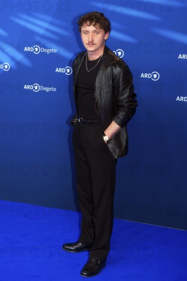 Aaron Friesz, BLUE HOUR, Photo Call, Hotel Telegraph Office, Berlin, 13.02.2026