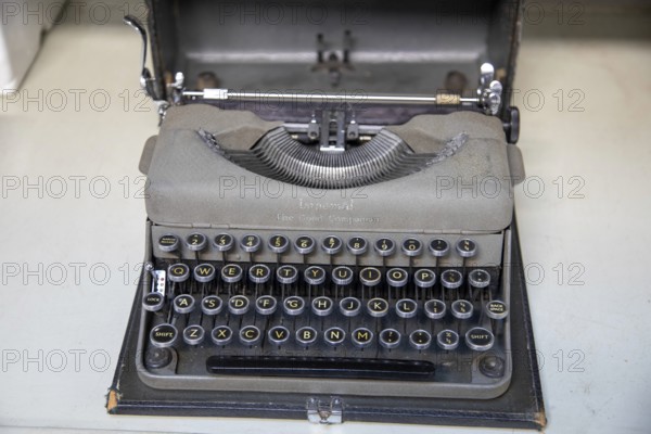 Imperial 'The Good Companion' portable typewriter, manufactured in Leicester, England, UK