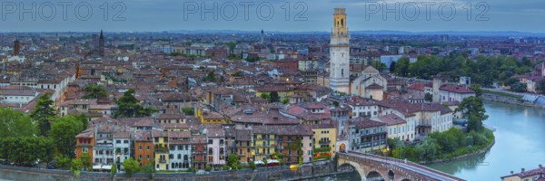 Old Town with the River Etsch, Ponte Pietra, Verona, Etsch Valley, Veneto, Italy
