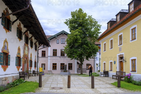 Lüftlmalerei, mock architecture, frescoed town hall, Ruhpolding, Chiemgau, Upper Bavaria, Bavaria, Germany