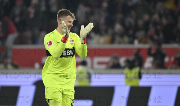 Goal celebration Goalkeeper Alexander Nuebel VfB Stuttgart (33) applauds Bundesliga football, MHPArena, MHP Arena Stuttgart, Baden-Württemberg, Germany