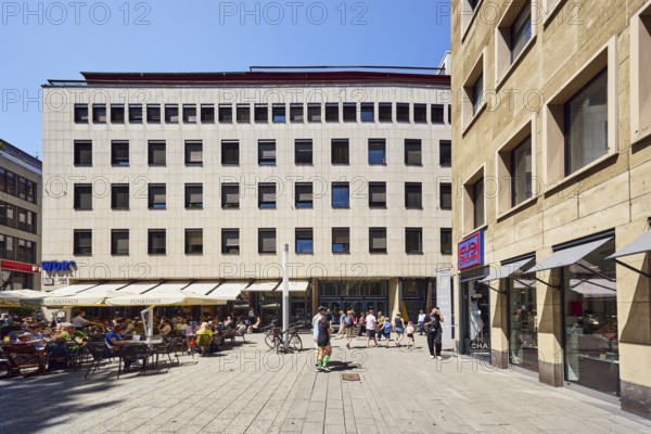 Funkhaus Wallrafplatz, WDR, architect Peter Friedrich Schneider, general architecture, commercial building, modern architecture, façade with windows, travertine building material, pedestrian zone, outdoor area of a restaurant, visitors and pedestrians as secondary motifs, blue sky, cloudless, Wallrafplatz square, Cologne, district-free city, North Rhine-Westphalia, Germany