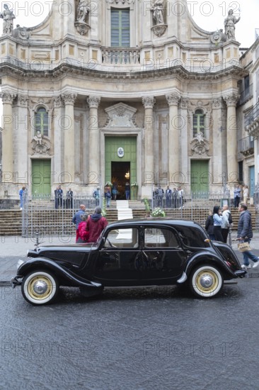 Vintage car, Catania, Sicily, Italy