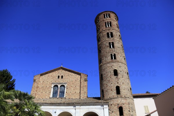 Basilica of Sant'Apollinare Nuovo, three-nave basilica church from the 6th century. It was built by the Ostrogoth king Theodoric the Great as his palace chapel in the Arian faith, Ravenna, Emilia Romagna, Italy