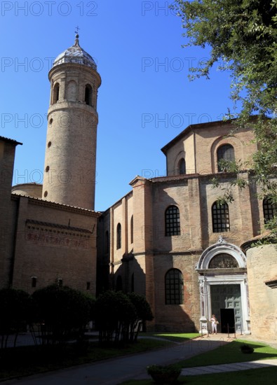 Basilica Basilica of San Vitale, is one of the most important church buildings of the late antique-early Byzantine period, with campanile, World Heritage Site, Ravenna, Emilia Romagna, Italy