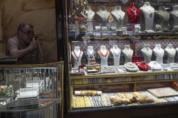 Istanbul, Turkey. June 23rd 2025. A Turkish gold and jewelry dealer and shop window in the Grand Bazaar, one of the largest and oldest covered markets in the world, Istanbul Turkey