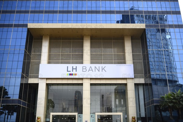 Bangkok, Thailand. March 13th 2025. Land and Houses Bank, company head office, Q House, Lumphini Building Sathon Road, central financial district, Bangkok, Thailand