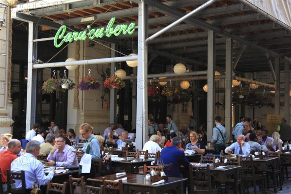 Romania, capital Bucharest, Bucuresti, the restaurant and bar Caru cu Bere, a beer palace with tradition in the Lipscani district