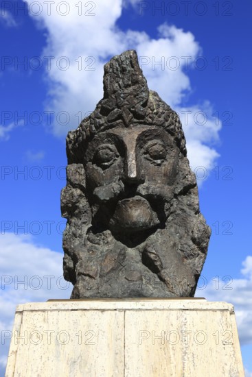Romania, monument of Vlad Tepes, bust of Dracula in the old town of Sighisoara, German Sighisoara, town in Mures district in Transylvania, UNESCO World Heritage Site