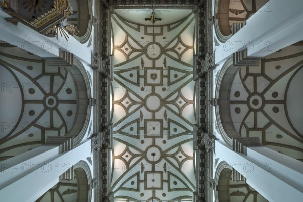 Vaulted ceiling of the collegiate church, built 1587-1630, Zamosc, Poland
