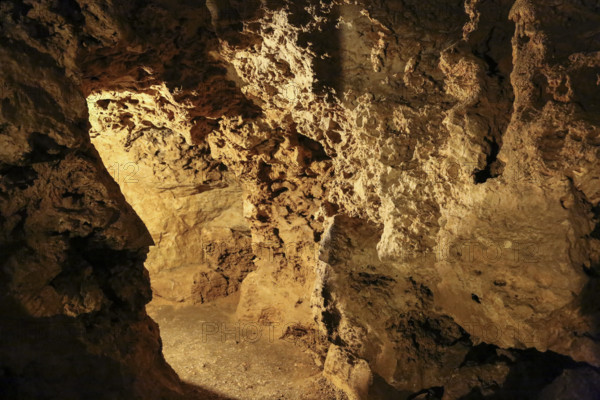 Tiefenhöhle Laichingen, Schachthöhle, karst object, rock, Laichingen, Swabian Jura, Baden-Württemberg, Germany