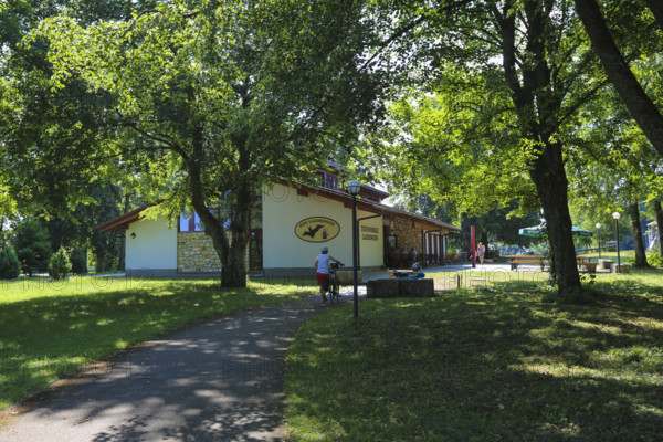 Tiefenhöhle Laichingen, building, path, Laichingen, Swabian Jura, Baden-Württemberg, Germany