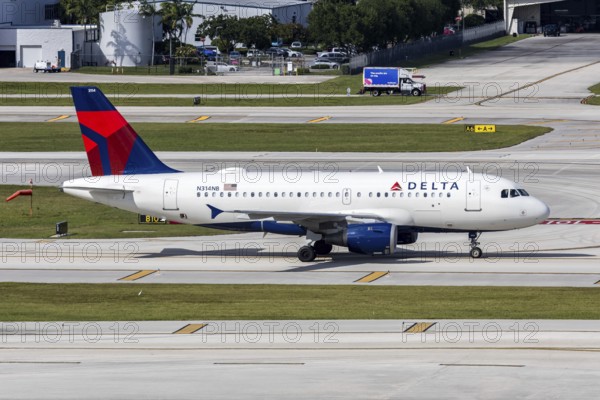 A Delta Air Lines Airbus A319 aircraft with license plate N314NB at Fort Lauderdale airport, USA