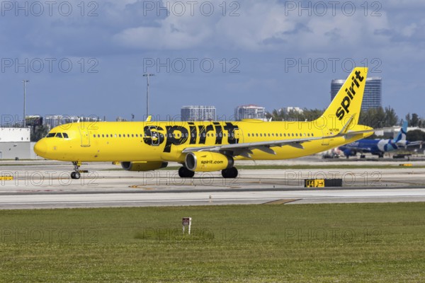 An Airbus A321 Spirit Airlines aircraft with license plate N670NK at Fort Lauderdale airport, USA