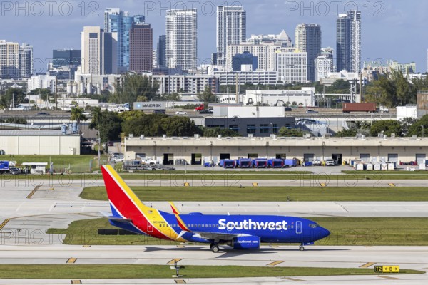 A Southwest Airlines Boeing 737-700 aircraft with license plate N256WN at Fort Lauderdale airport, United States