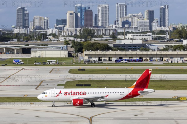 An Avianca Airbus A320 aircraft with license plate N451AV at Fort Lauderdale airport, USA