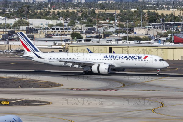An Air France Airbus A350-900 with the license plate F-HTYQ at Phoenix airport, USA