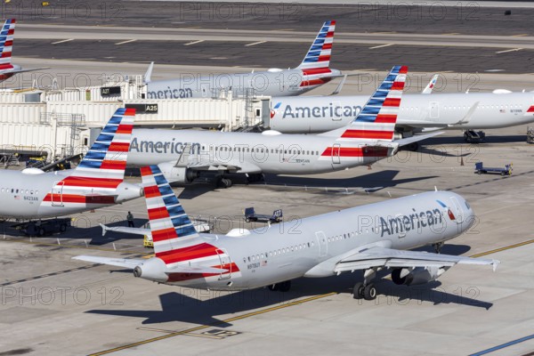 Boeing and Airbus American Airlines aircraft with license plate N978UY at Phoenix airport, USA