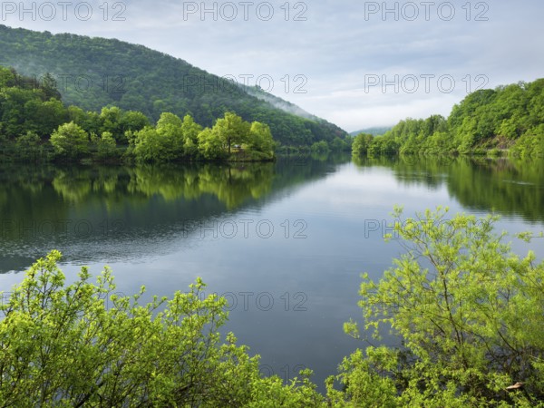 View of Edersee in spring, Ederstausee, Edertalsperre, Hesse, Germany