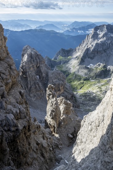 Cliffs and mountains in the Brenta Mountains, Scharte Bocca degli Armi, Brenta-Adamello Natural Park, Trentino, Italy