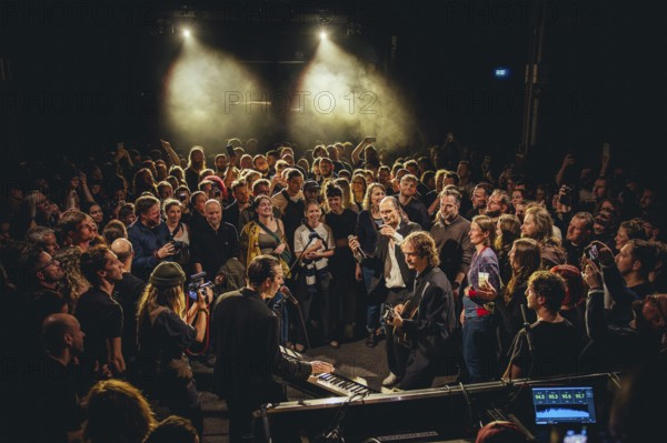 Pianist Johannes Aue and singer Ben Hartmann from Billions live between audience on 10 years of cocaine and raspberry ice cream tour 2026 in Berlin's ballroom Kreuzberg on 05.02.2026