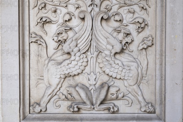 Decorative bas-relief depicting griffin, Royal Academy of Arts, Art Gallery and Academy of Arts, Burlington House, Piccadilly, London, England, Great Britain