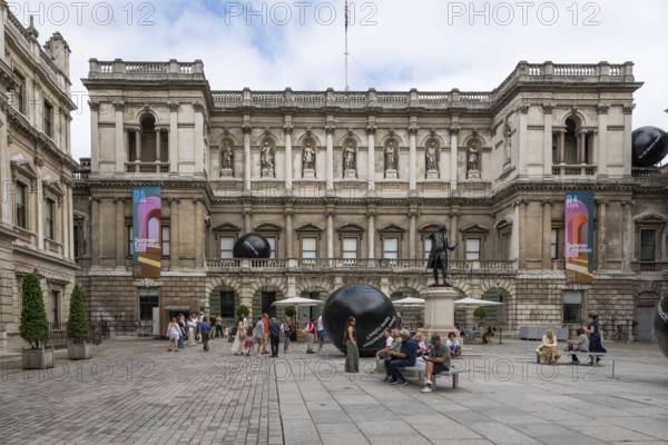 Royal Academy of Arts, Art Gallery and Art College, Burlington House, Piccadilly, London, England, Great Britain