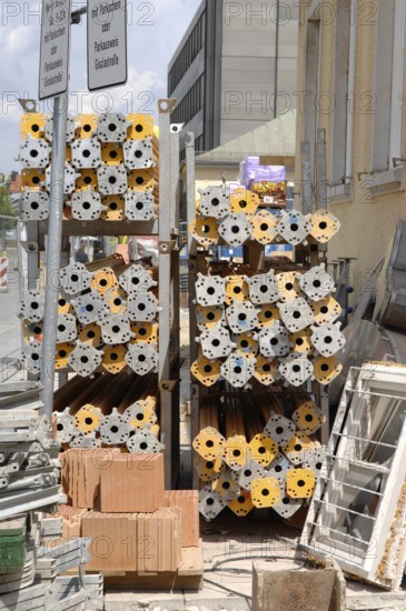 Ceiling supports, steel columns, construction supports on a construction site