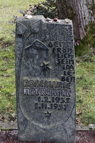 Grave of noble prostitute Rosemarie Nitribitt, Nordfriedhof Düsseldorf, North Rhine-Westphalia, Germany