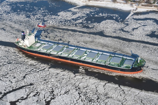 Germany, ship, bulk carrier, ore, coal, commercial shipping, obstruction, freight connection, ice, ice, refrigeration, transport, logistics, seaway, ice floes, shipping, chartering, freight, economy, aerial view, trade, aerial view, winter, season