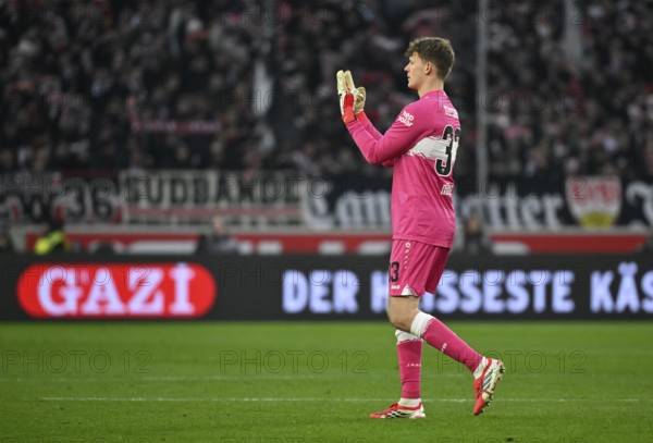 Goalkeeper Alexander Nuebel VfB Stuttgart (33) Gesture Gesture Football Bundesliga, MHPArena, MHP Arena Stuttgart, Baden-Württemberg, Germany