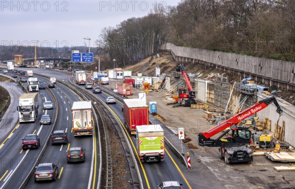 A3 motorway at the Duisburg-Kaiserberg interchange, constricted lanes, heavy traffic, complete conversion and construction of the A3 and A40 intersections, all bridges, ramps, roads are renewed and partly extended, 8-year construction period, railway bridges running there will also be renewed, North Rhine-Westphalia, Germany