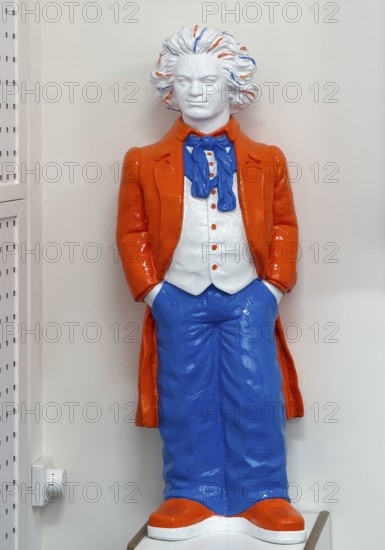 Beethoven figure in the colors blue, orange and white, the colors of the Deutsches Museum Bonn in the same, Bonn, North Rhine-Westphalia, Germany