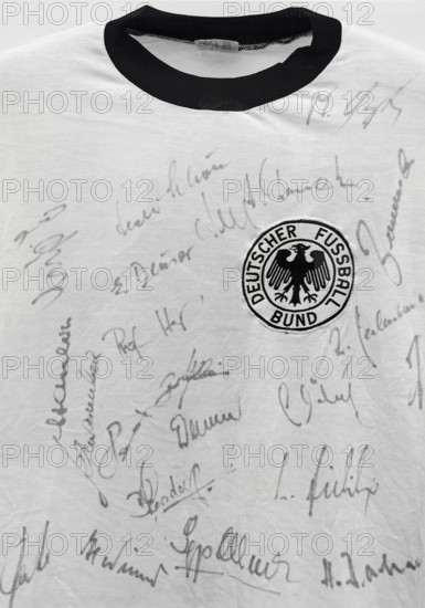 Original shirt, German Football Association with signatures after winning the World Cup in 1974 in the Federal Republic, House of History, Bonn, North Rhine-Westphalia, Germany