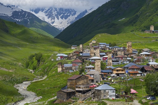 Picturesque village with many towers and houses in a green mountain valley, defensive towers, Ushguli, Ushguli, Shibiani district, Zhibiani, Enguri river, Mingrelia region and Upper Svaneti, Svaneti, Georgia