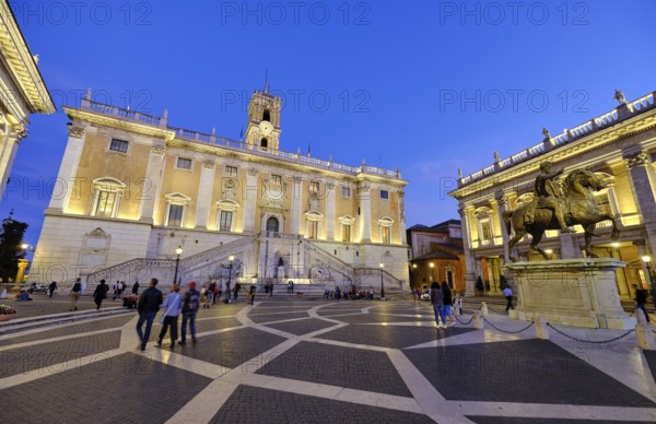 Equestrian statue of Marcus Aurelius, illuminated senatorial palace (Palazzo Senatorio) at blue hour, Piazza del Campidoglio on the Capitoline Hill, Capitoline Square, Rome, Lazio, Italy