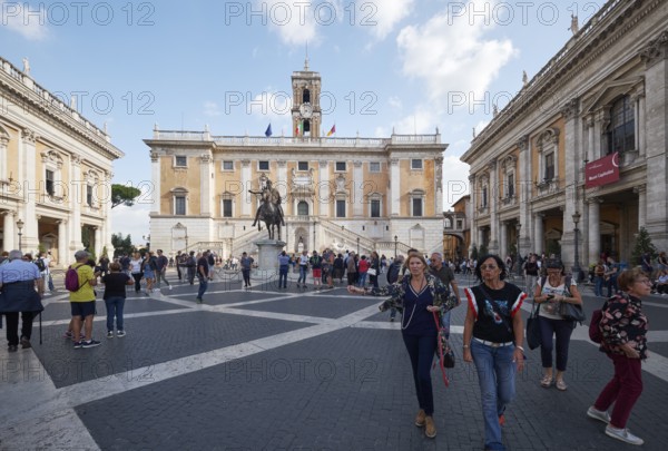 Piazza del Campidoglio on the Capitoline Hill, equestrian statue of Marcus Aurelius in front of the Senatorial Palace (Palazzo Senatorio), Capitoline Square, Rome, Lazio, Italy