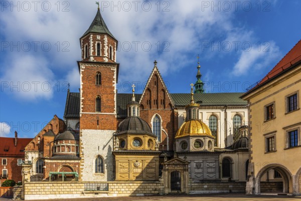 Castle and Cathedral, Wawel Castle, Wawel Castle, former center of Polish monarchy, founded around 1000, UNESCO World Heritage Site, Krakow, Poland