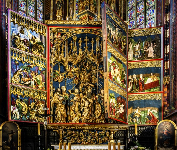 High altar, Veit Stoss, opened altarpiece, St. Mary's Church, 1489, Krakow, Poland