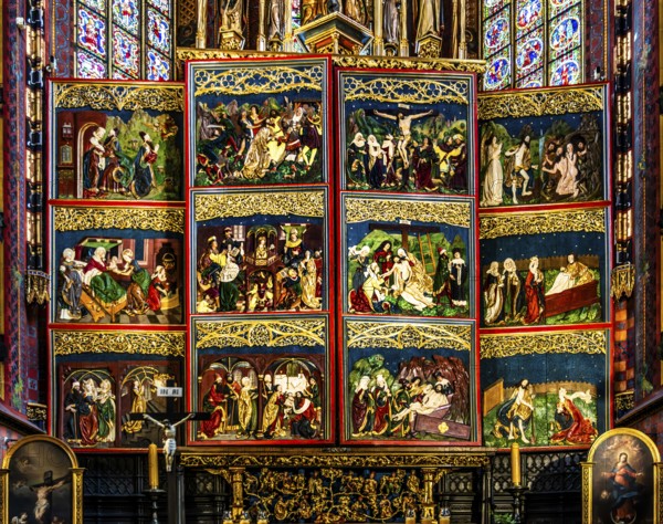 Joachim and Anna, Nativity of Mary at the Temple, Capture of Christ, Twelve-year-old Jesus in the Temple, Presentation of Jesus in the Temple, Crucifixion of Jesus, Abandoning of the Cross, high altar, Veit Stoß, closed view, St. Mary's Church, 1489, Krakow, Poland