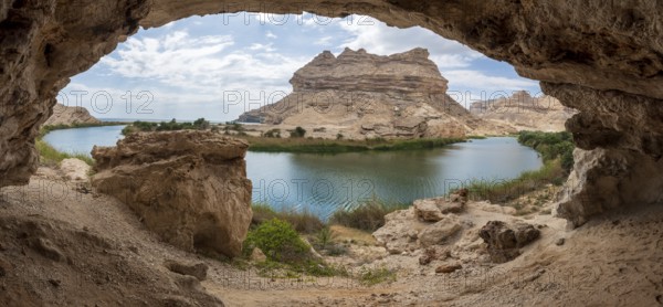 Wadi Sinaq near Hasik, Oman