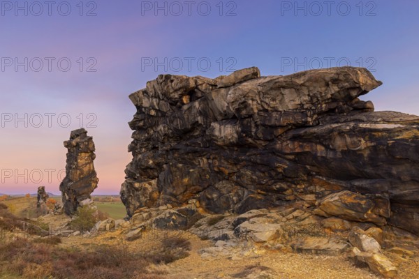 Teufelsmauer, Devil's Wall at sunrise, eroded sandstone rock formation Mittelsteine near Weddersleben in the Harz Mountains, Saxony-Anhalt, Germany