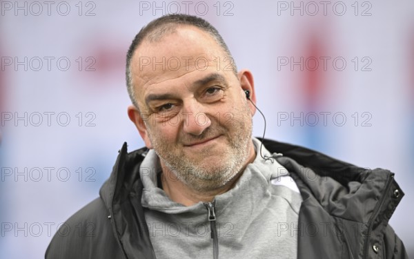 Coach coach Frank Schmidt 1. FC Heidenheim 1846 FCH portrait smiling soccer Bundesliga, Voith-Arena, Heidenheim, Baden-Württemberg, Germany