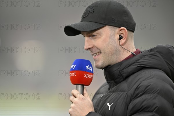 Coach coach Ole Werner RasenBallsport RB Leipzig RBL interviewed microphone micro logo SKY portrait soccer Bundesliga, Voith-Arena, Heidenheim, Baden-Württemberg, Germany