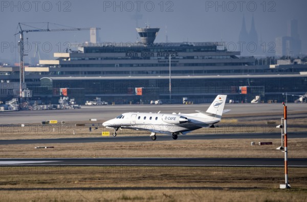 Cessna 560XL Citation XLS, D-CAFE, the private German airline Silver Cloud Air, lands at Cologne/Bonn Airport